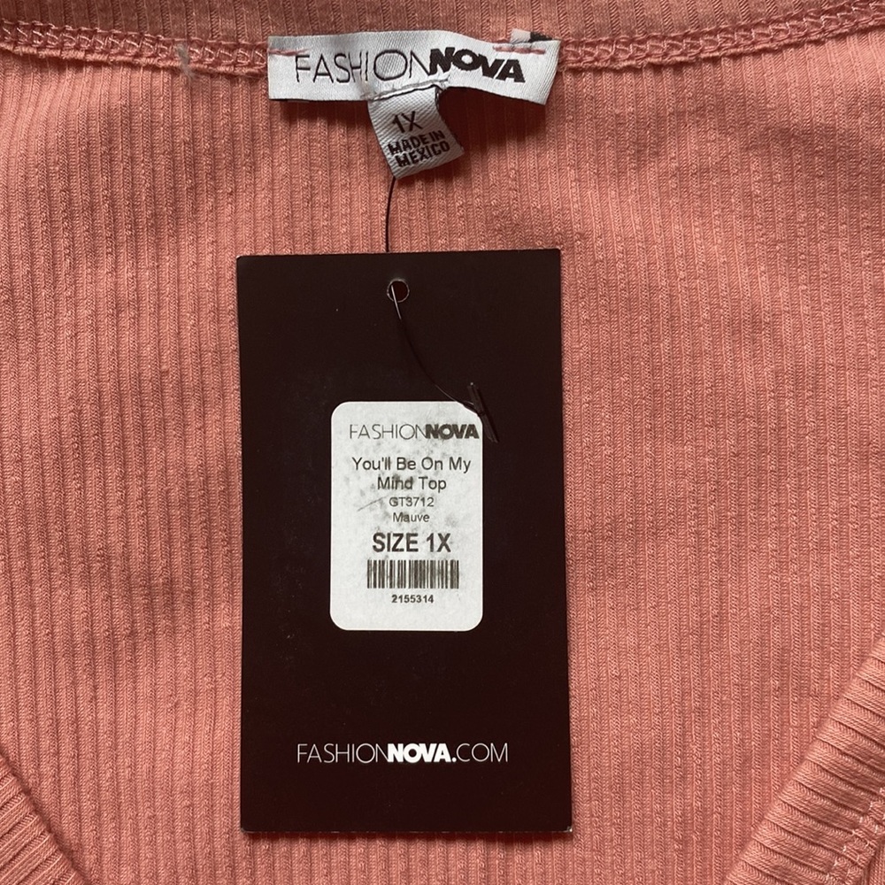 New Fashion Nova fitted lace up front top size XL - Picture 3 of 3